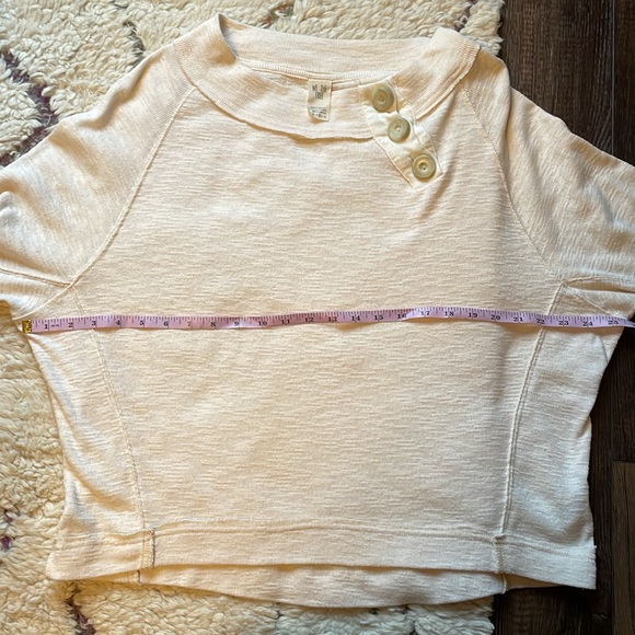 We the Free Oversized Sweater in Oatmeal Size Medium - Picture 6 of 9